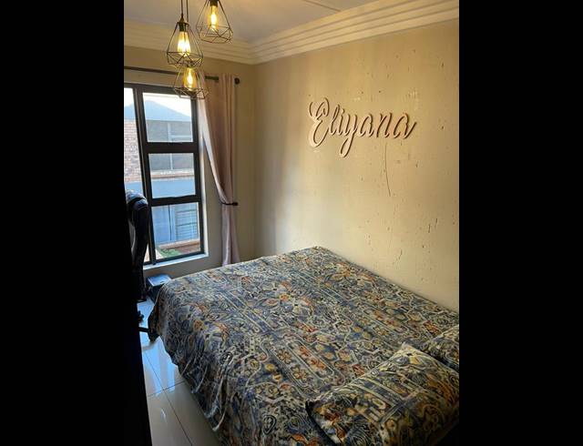 2 BEDROOM TOWNHOUSE FOR SALE IN RAVENSWOOD